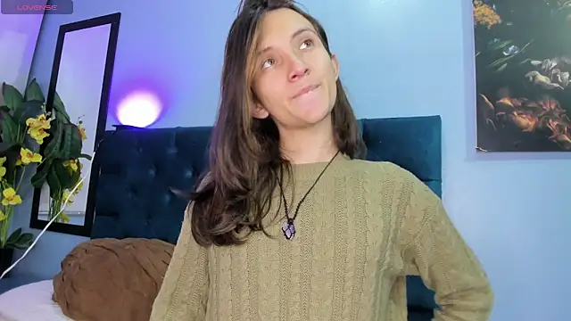 Feniix   online show from October 11, 2025, 4:24 am