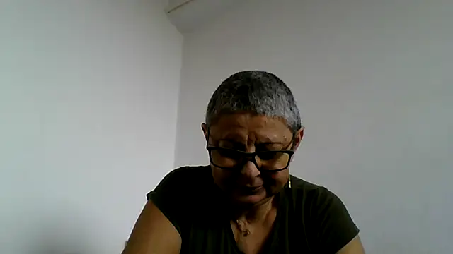 roseblak42 online show from November 25, 2025, 10:15 am