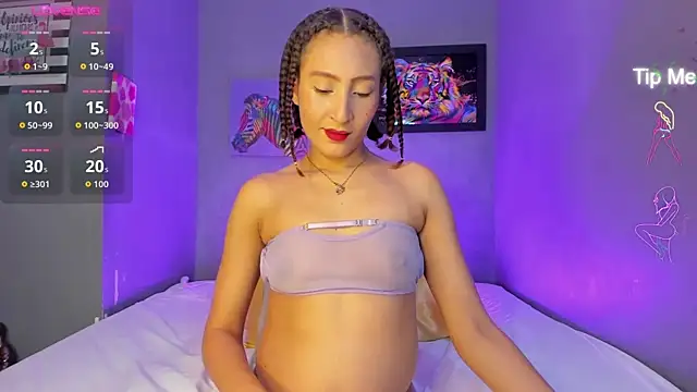 Snapshot of IsabellaSpencer chatting on November 1, 2025, 5:18 pm IsabellaSpencer online show from November 1, 2025, 5:18 pm