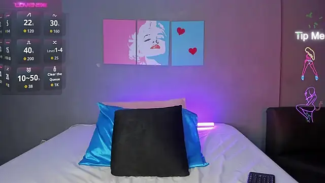 Snapshot of IsabellaSpencer chatting on October 27, 2025, 10:11 pm IsabellaSpencer online show from October 27, 2025, 10:11 pm