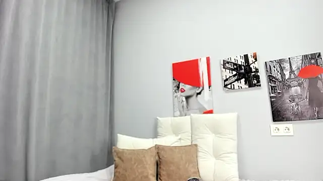 Tiny JuJu online show from March 23, 2026, 1:06 am