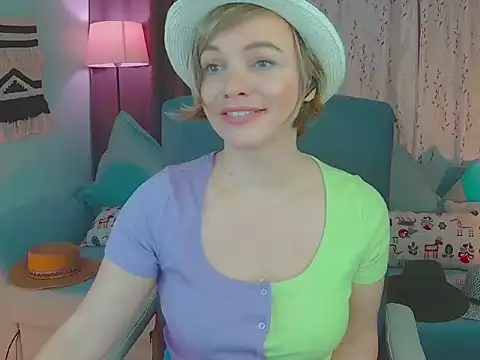 NandiSmile online show from February 27, 2025, 5:47 pm