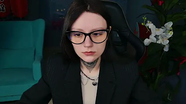 Snapshot of VeliraBraitberg chatting on April 5, 2026, 9:16 am VeliraBraitberg online show from April 5, 2026, 9:16 am