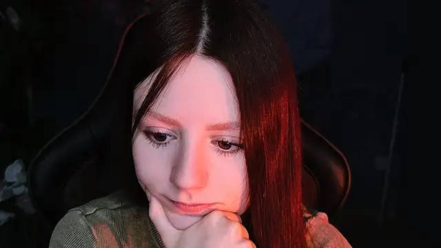 VeliraBraitberg online show from February 27, 2025, 8:13 am