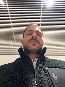 Snapshot of Adventurehotman chatting on November 30, 2025, 12:50 pm Adventurehotman online show from November 30, 2025, 12:50 pm