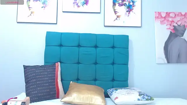 Snapshot of SofiaSexy_ chatting on February 11, 2025, 9:46 pm SofiaSexy online show from February 11, 2025, 9:46 pm