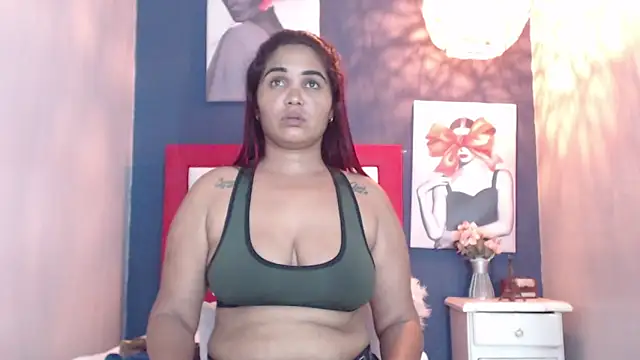 Snapshot of SofiaSexy_ chatting on January 17, 2025, 11:29 pm SofiaSexy online show from January 17, 2025, 11:29 pm