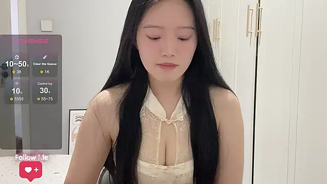 Snapshot of rose-u chatting on November 29, 2025, 1:39 am rose-u online show from November 29, 2025, 1:39 am