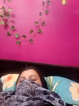 RESHMA 21 online show from October 16, 2025, 7:44 pm