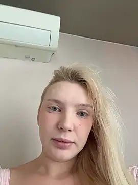 AmmyHot online show from April 26, 2026, 3:04 am