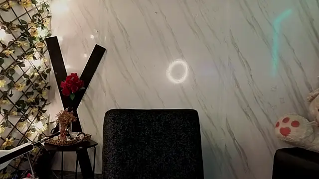 jeimy garcia online show from November 4, 2025, 12:09 pm