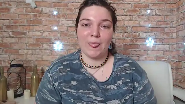 Amelia Kiss  online show from March 22, 2025, 12:49 am