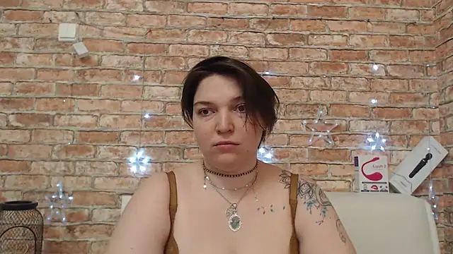 Amelia Kiss  online show from February 28, 2026, 12:43 am