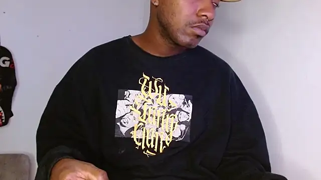 king  Black online show from December 19, 2025, 9:44 am