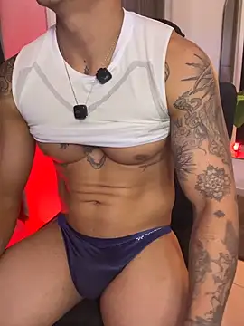Snapshot of muscle_boyhorny chatting on June 11, 2026, 4:31 am muscle boyhorny online show from June 11, 2026, 4:31 am