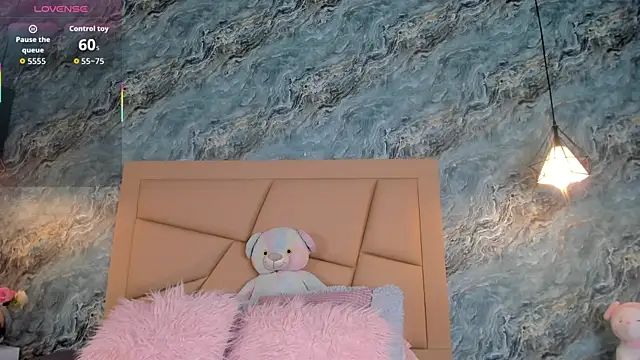 Snapshot of _Hollywood_1 chatting on September 10, 2025, 5:39 am Hollywood 1 online show from September 10, 2025, 5:39 am