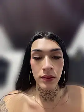 Snapshot of Camila_Coxx chatting on July 5, 2026, 11:44 pm Camila Coxx online show from July 5, 2026, 11:44 pm