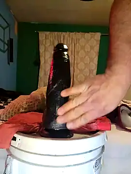 Snapshot of Ricorry@xh chatting on December 15, 2025, 4:40 am Ricorryxh online show from December 15, 2025, 4:40 am