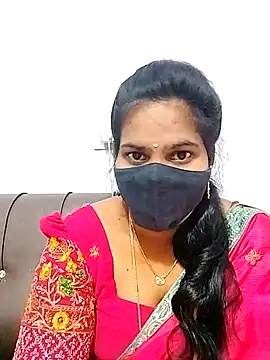 Snapshot of melina214 chatting on February 5, 2026, 3:57 am melina214 online show from February 5, 2026, 3:57 am