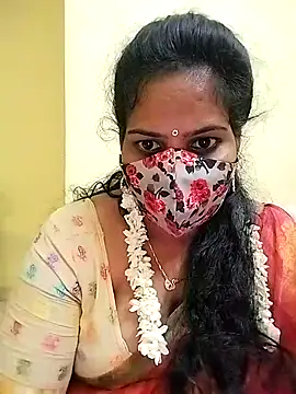 Snapshot of melina214 chatting on April 20, 2026, 6:53 pm melina214 online show from April 20, 2026, 6:53 pm