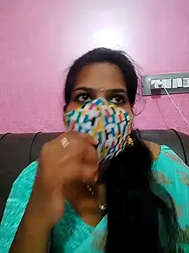 melina214 online show from June 22, 2026, 4:48 pm