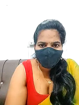 Snapshot of melina214 chatting on February 12, 2026, 3:50 am melina214 online show from February 12, 2026, 3:50 am