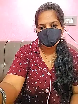 melina214 online show from July 18, 2026, 4:59 pm