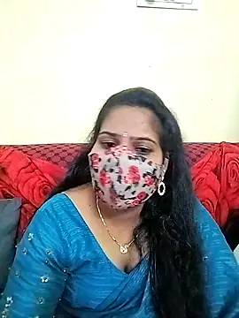 Snapshot of melina214 chatting on April 26, 2026, 5:10 pm melina214 online show from April 26, 2026, 5:10 pm