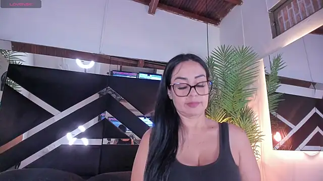 emily-fox online show from July 21, 2026, 11:00 am