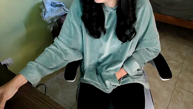 Snapshot of samantha_s69 chatting on March 5, 2026, 12:02 pm samantha s69 online show from March 5, 2026, 12:02 pm