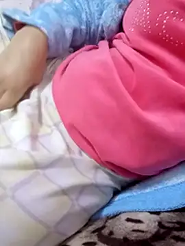 Snapshot of Bombamom chatting on March 10, 2026, 1:15 pm Bombamom online show from March 10, 2026, 1:15 pm