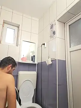 hornny1995 online show from December 19, 2025, 9:44 am