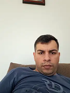 hornny1995 online show from January 18, 2026, 12:19 pm