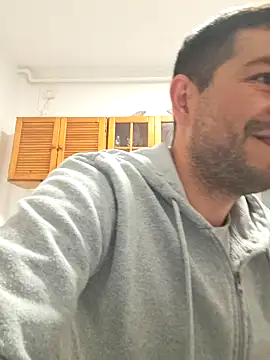 hornny1995 online show from October 31, 2025, 6:04 pm