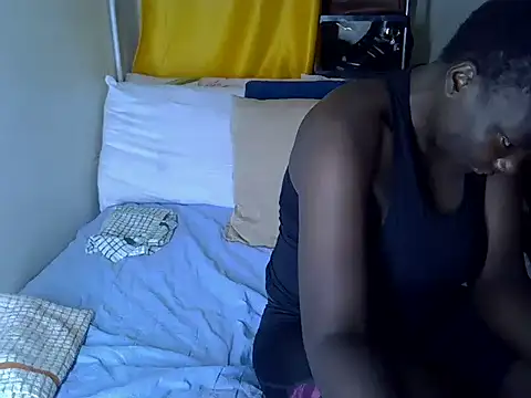 Sweetreena online show from March 17, 2026, 3:31 am