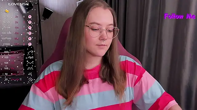 Snapshot of bunny_bubble chatting on February 12, 2026, 11:26 pm bunny bubble online show from February 12, 2026, 11:26 pm