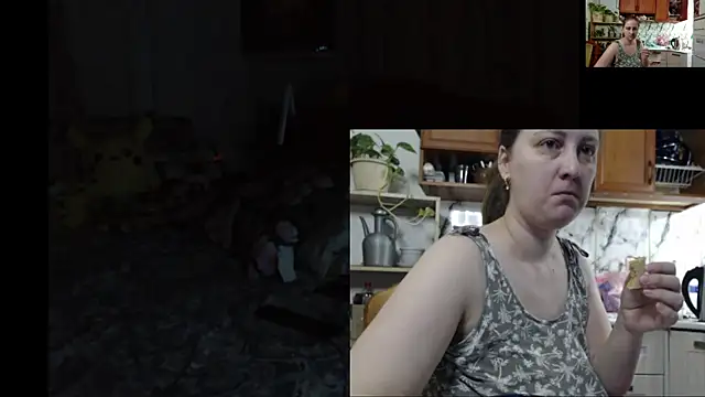 Snapshot of Sakura_Green chatting on November 25, 2025, 4:13 am Sakura Green online show from November 25, 2025, 4:13 am