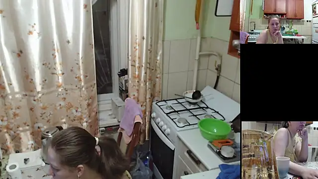 Snapshot of Sakura_Green chatting on November 2, 2025, 4:39 am Sakura Green online show from November 2, 2025, 4:39 am