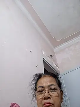 Snapshot of Hotestlove chatting on February 24, 2026, 11:27 pm Hotestlove online show from February 24, 2026, 11:27 pm