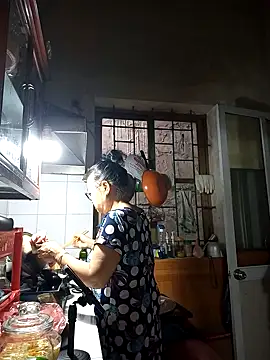 Snapshot of Hotestlove chatting on February 27, 2026, 1:06 am Hotestlove online show from February 27, 2026, 1:06 am