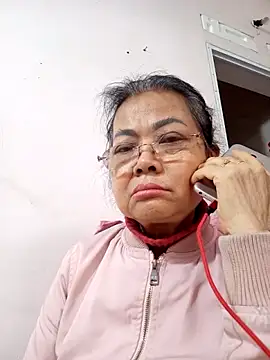 Hotestlove online show from February 3, 2026, 2:53 am