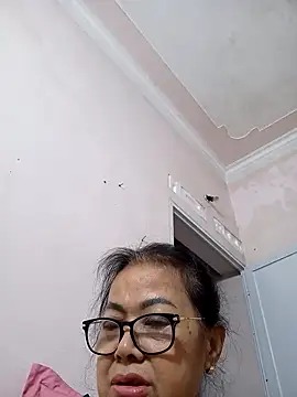 Snapshot of Hotestlove chatting on February 26, 2026, 12:54 am Hotestlove online show from February 26, 2026, 12:54 am