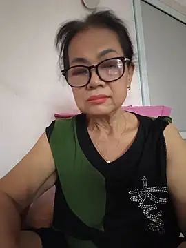 Snapshot of Hotestlove chatting on August 3, 2026, 9:04 am Hotestlove online show from August 3, 2026, 9:04 am