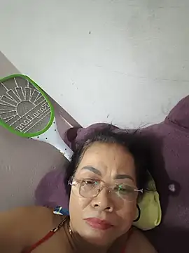 Snapshot of Hotestlove chatting on July 26, 2026, 9:32 pm Hotestlove online show from July 26, 2026, 9:32 pm