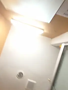 Crackkers online show from October 23, 2025, 4:44 am