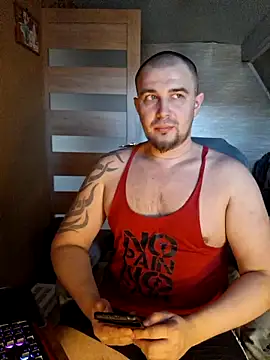 Snapshot of Foxyshaved chatting on March 13, 2026, 5:12 am Foxyshaved online show from March 13, 2026, 5:12 am