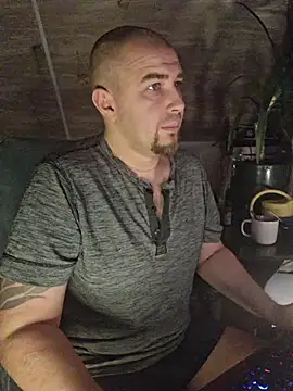 Foxyshaved online show from November 21, 2025, 2:54 am