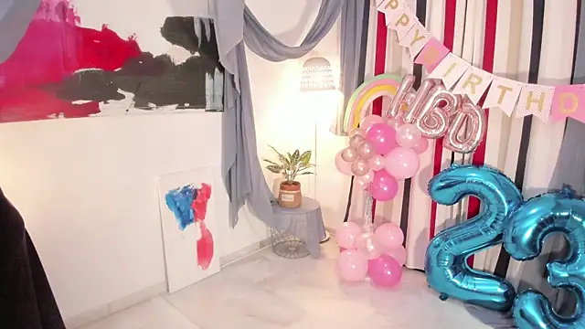 Snapshot of Raychell_Black chatting on October 13, 2025, 5:36 pm Raychell Black online show from October 13, 2025, 5:36 pm