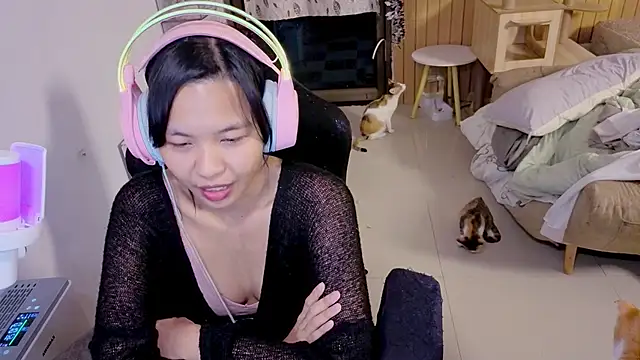 Kana G online show from November 19, 2025, 5:13 pm