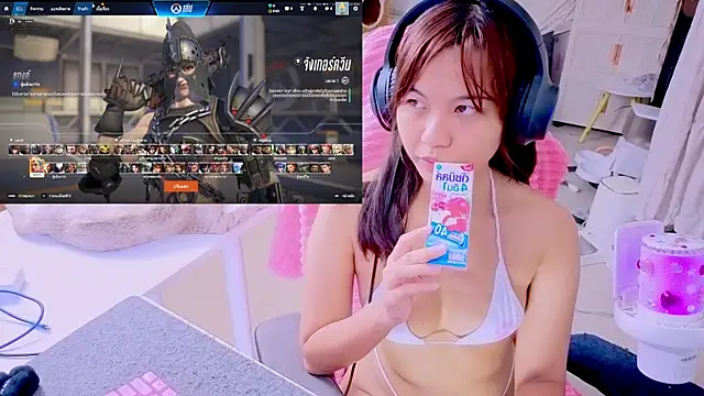 Snapshot of Kana_G chatting on June 14, 2026, 2:51 pm Kana G online show from June 14, 2026, 2:51 pm